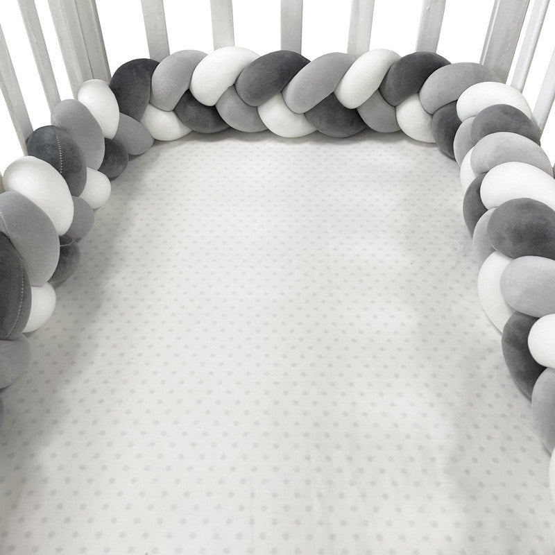 Soft Baby Crib Bumper with Braided Cotton Design