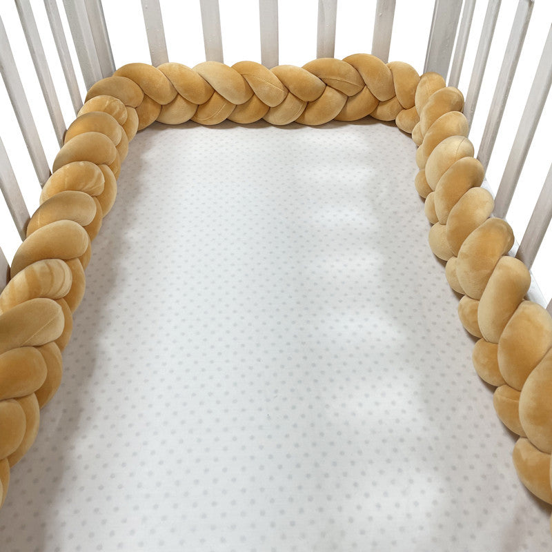 Soft Baby Crib Bumper with Braided Cotton Design