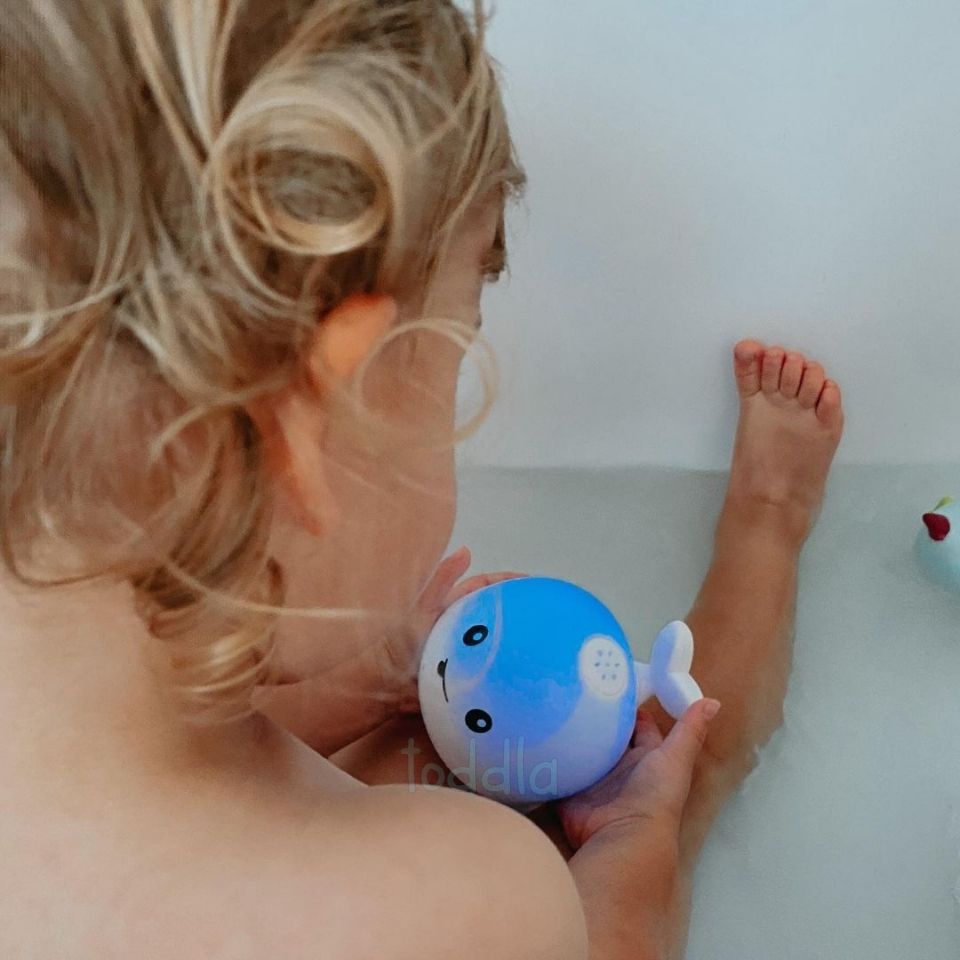 Squirting Whale Bath Toy with LED Lights for Toddlers