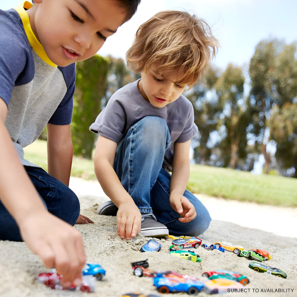 Die Cast Toy Cars Set – 1:64 Scale Detailed Vehicles for Kids